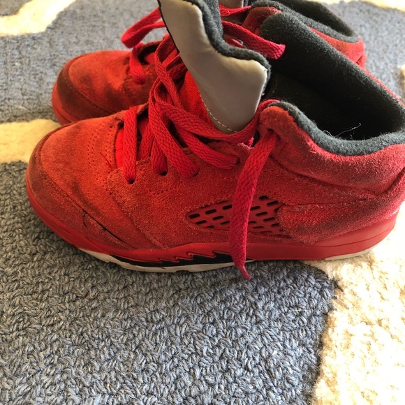 Jordan 5 Red Suede size 9 toddler sneakers - Picture 2 of 4
